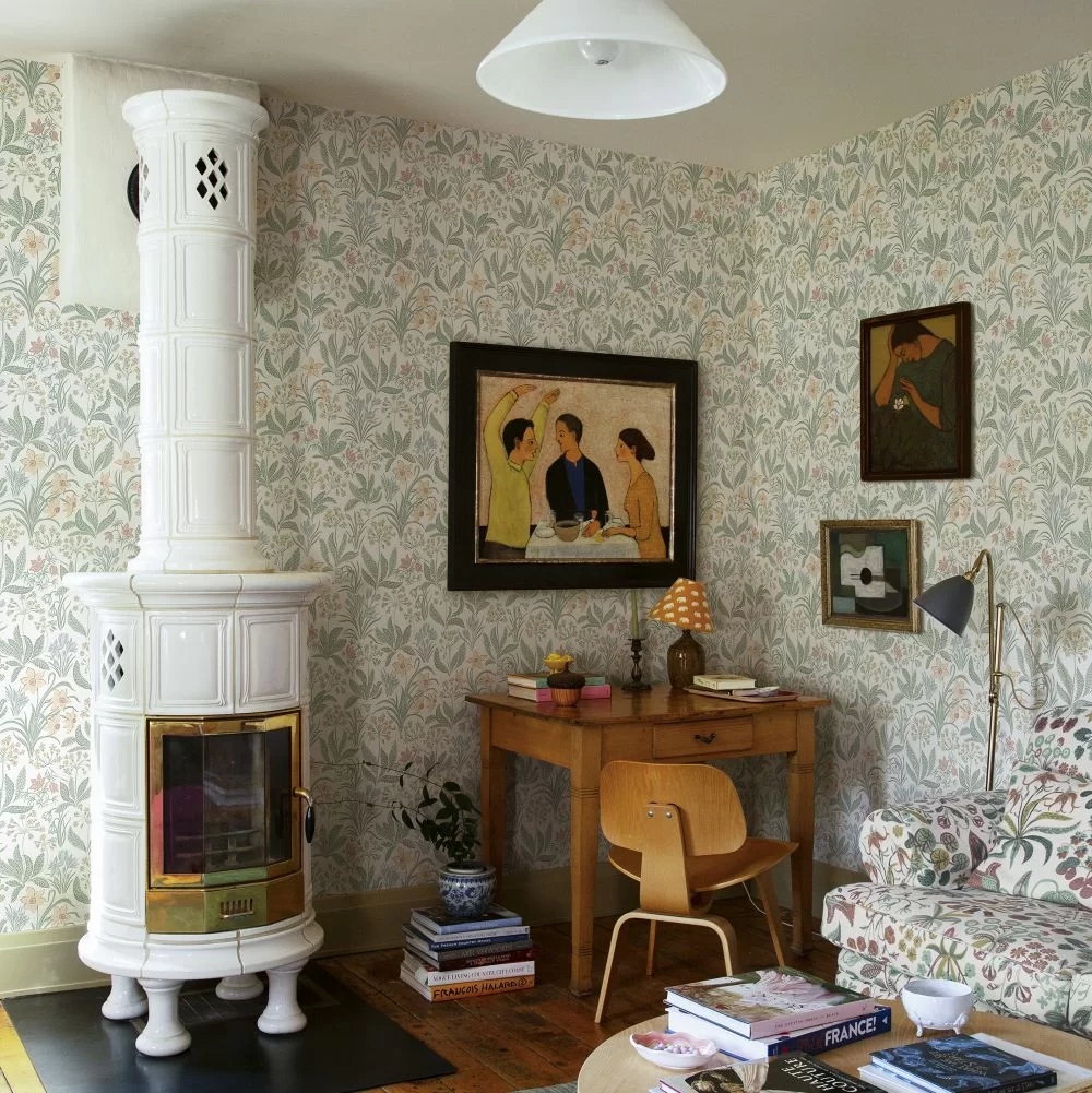 Huset I Solen wallpaper detail by Sandberg